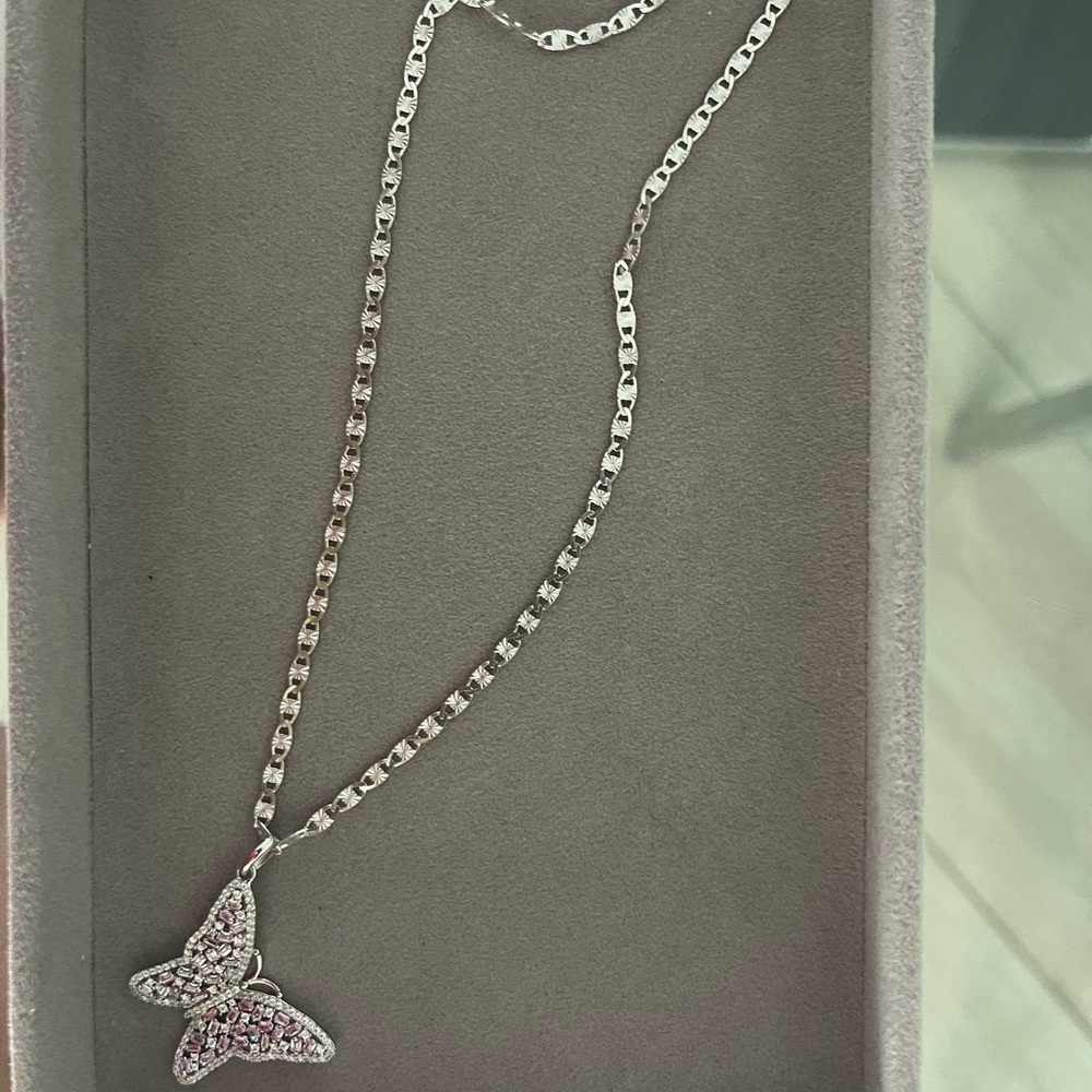 New Elegant Italy Silver 925 Pink Butterfly Necklace with Sparkle Zirconia - Picture 2 of 3